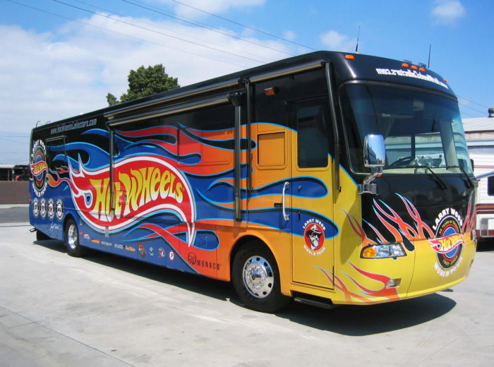 Hot Wheels Touring Bus